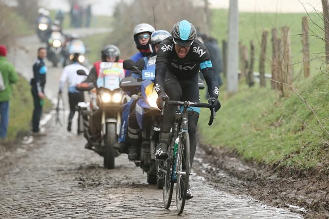 Mathew Hayman (Sky) on the attack on the Oude Kwaremont