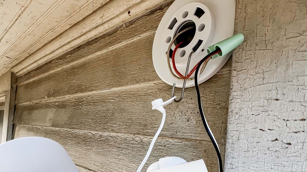 Nest Cam with Floodlight (wired) review Tom