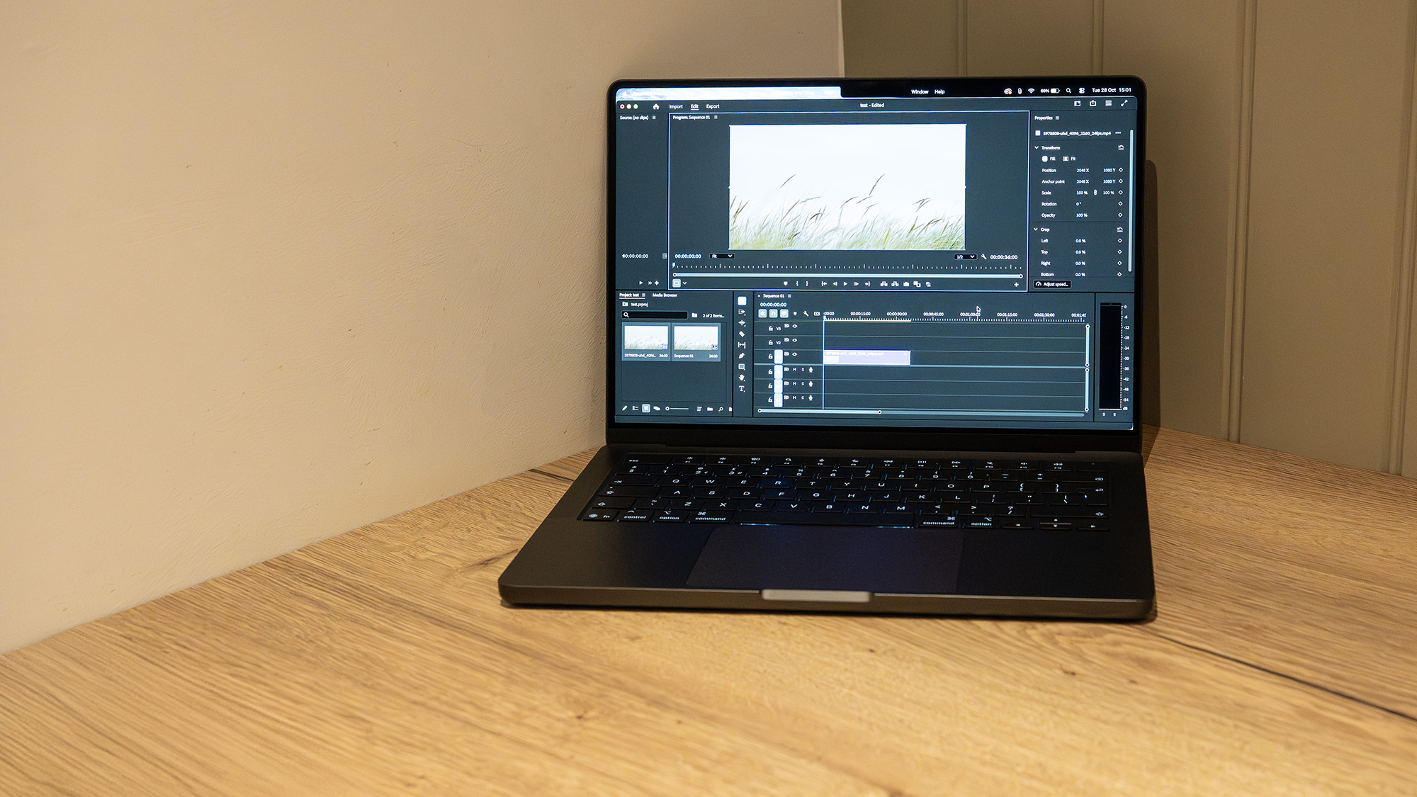 Apple MacBook Pro 14 M5 (2025)