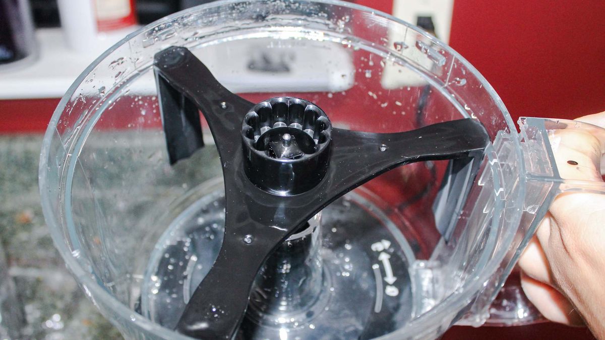 Hamilton Beach Bowl Scraper 10 Cup Food Processor review Tom's Guide