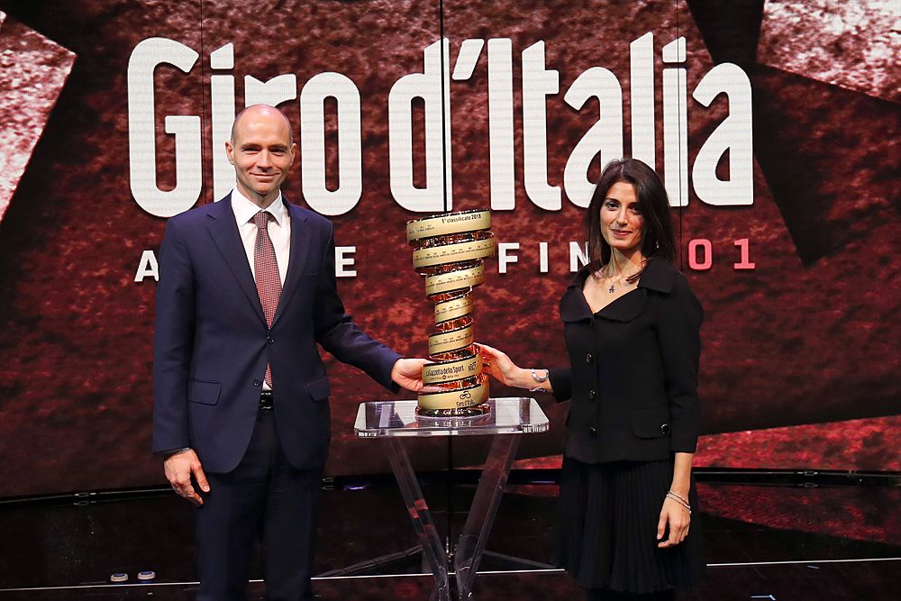 Ofer Sachs (Israeli Ambassador in Italy) - Virginia Raggi (Mayor of Rome) at the 2018 Giro d'Italia presentation