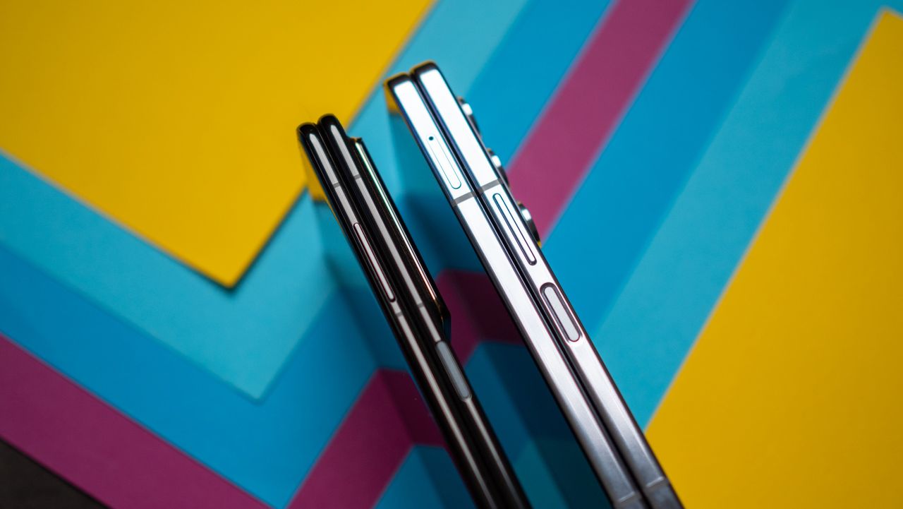 Profile view of Honor Magic V2 next to Galaxy Z Fold 5