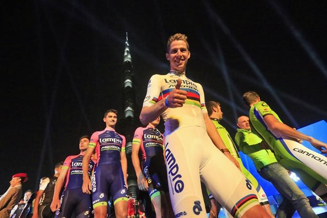 World champion Rui Costa leads the Lampre team to the stage