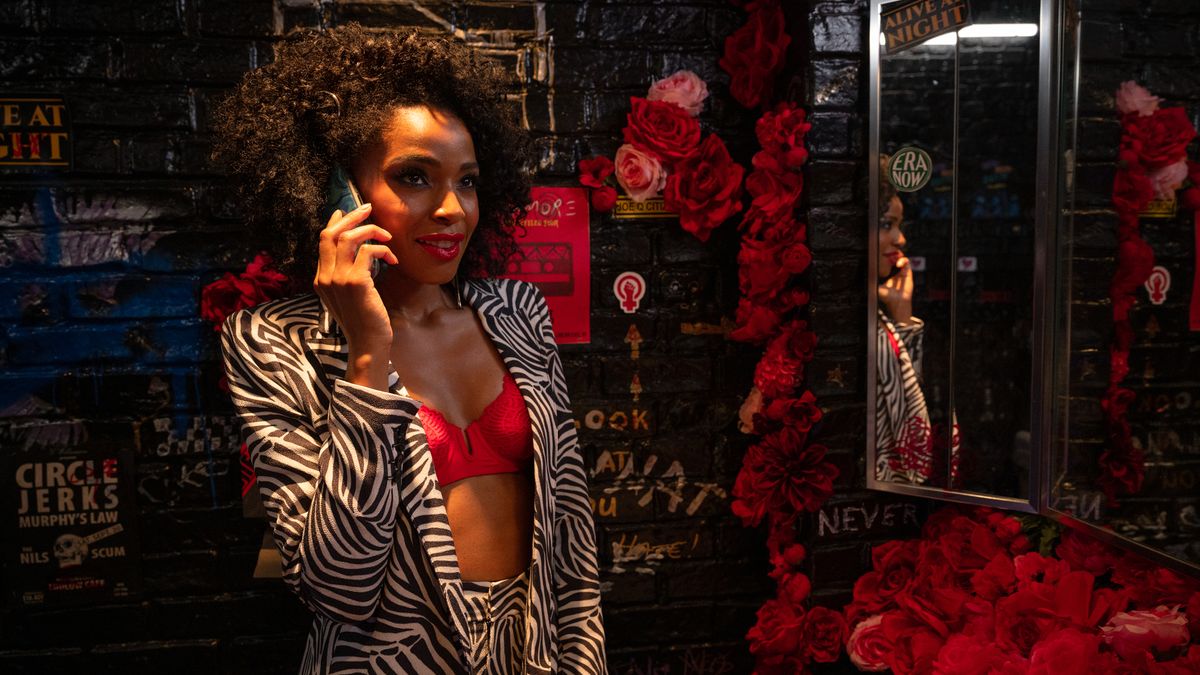 Margaret Odette as Sasha Snow in "Sex/Life" on Netflix.