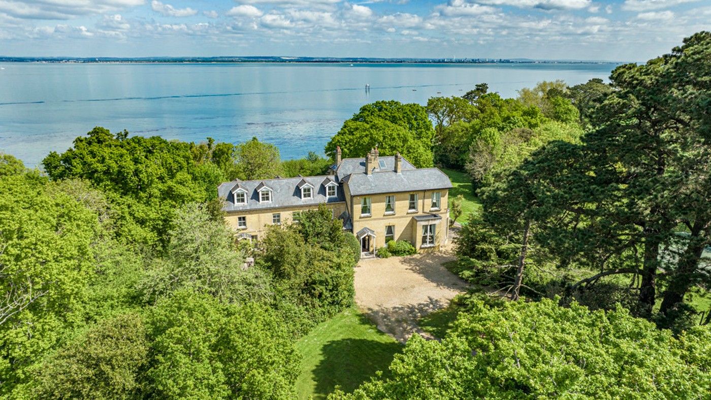 Best properties: lovely homes by the sea for sale in the UK, July 2022 ...