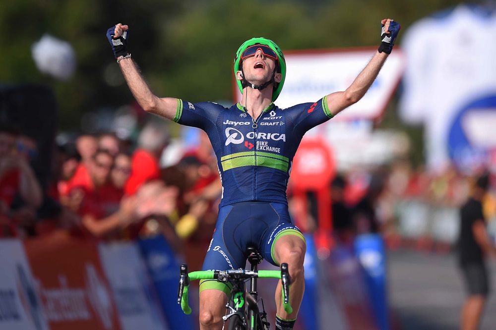 Simon Yates (Orica-BikeExchange) wins stage 6 at the 2016 Vuelta a Espana