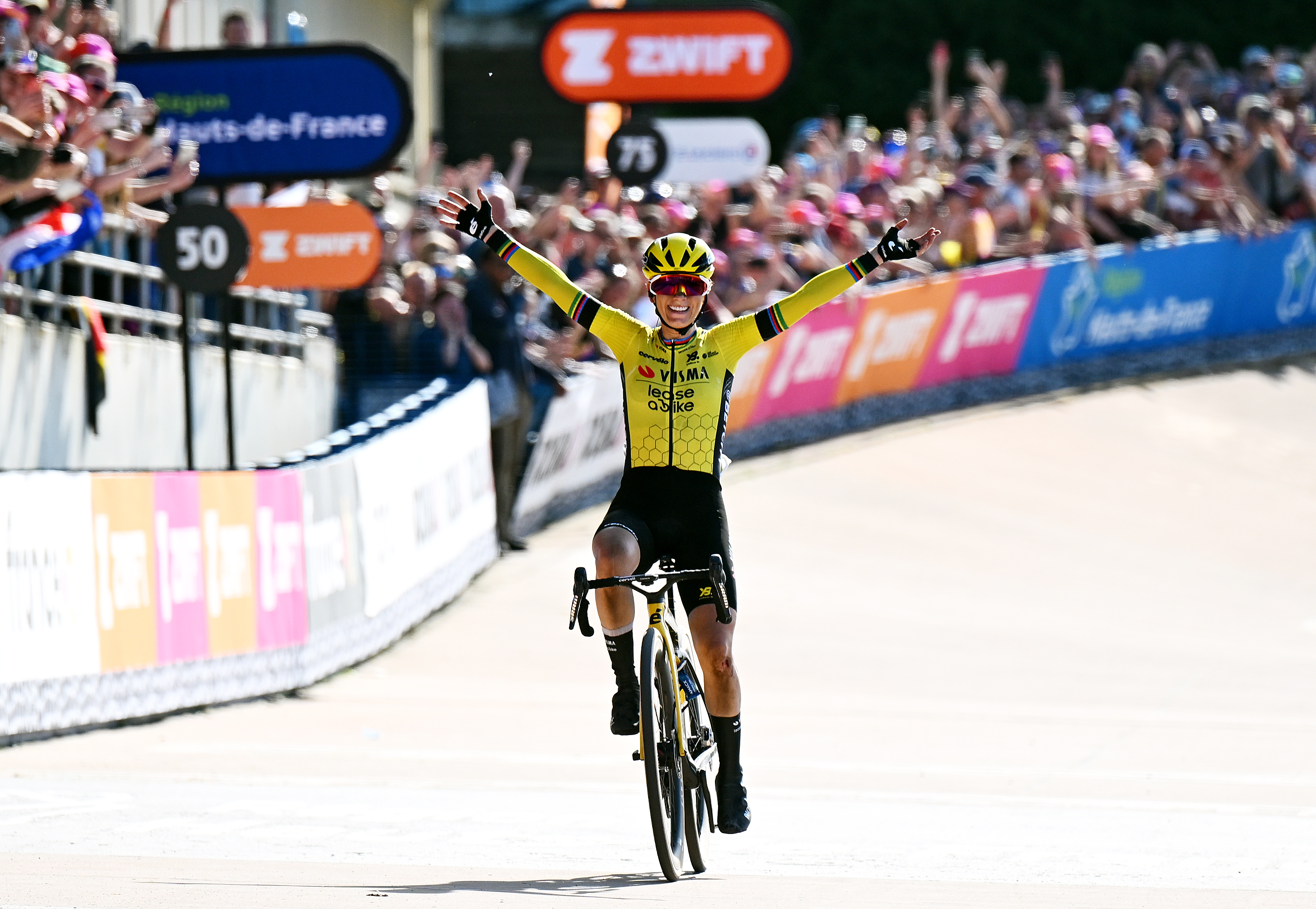 Pauline Ferrand-Pr&eacute;vot crosses the line at Paris-Roubaix Femmes