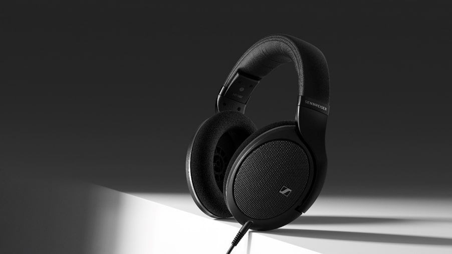 Sennheiser HD 550 headphones profile shot