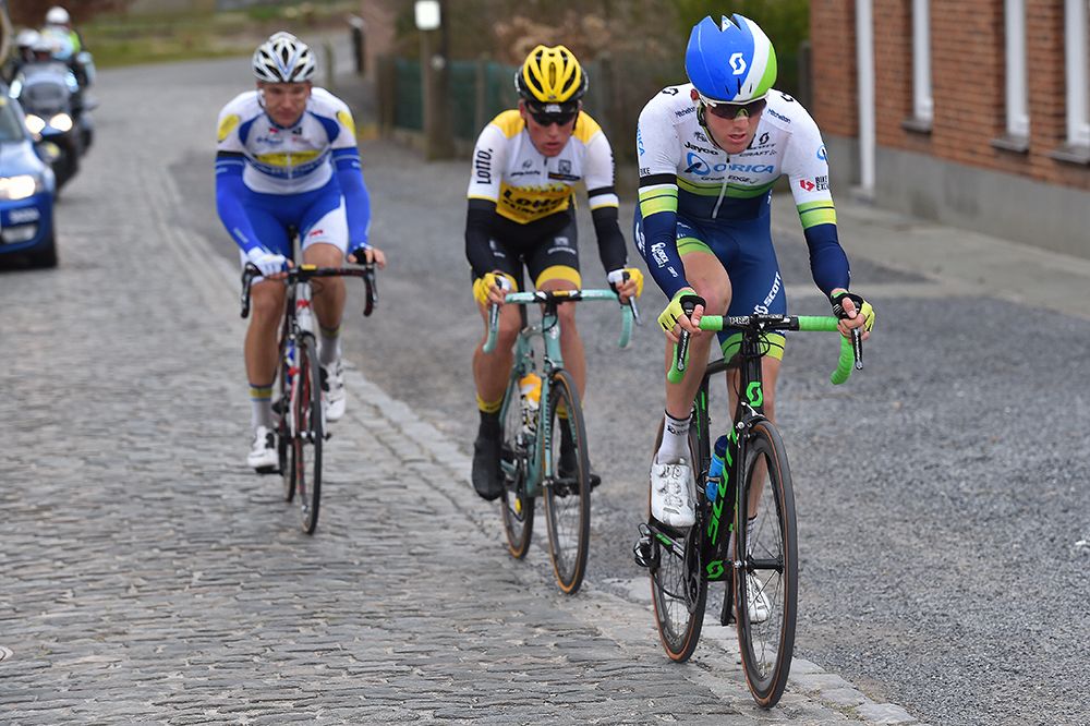 Luke Durbridge (Orica-GreenEdge) leads Mike Teunissen and Jonas Rickaert in the attack