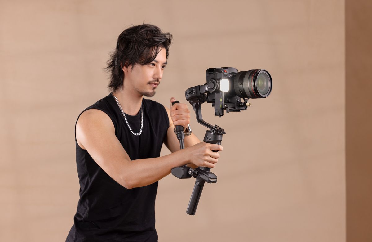 Zhiyun Crane 4