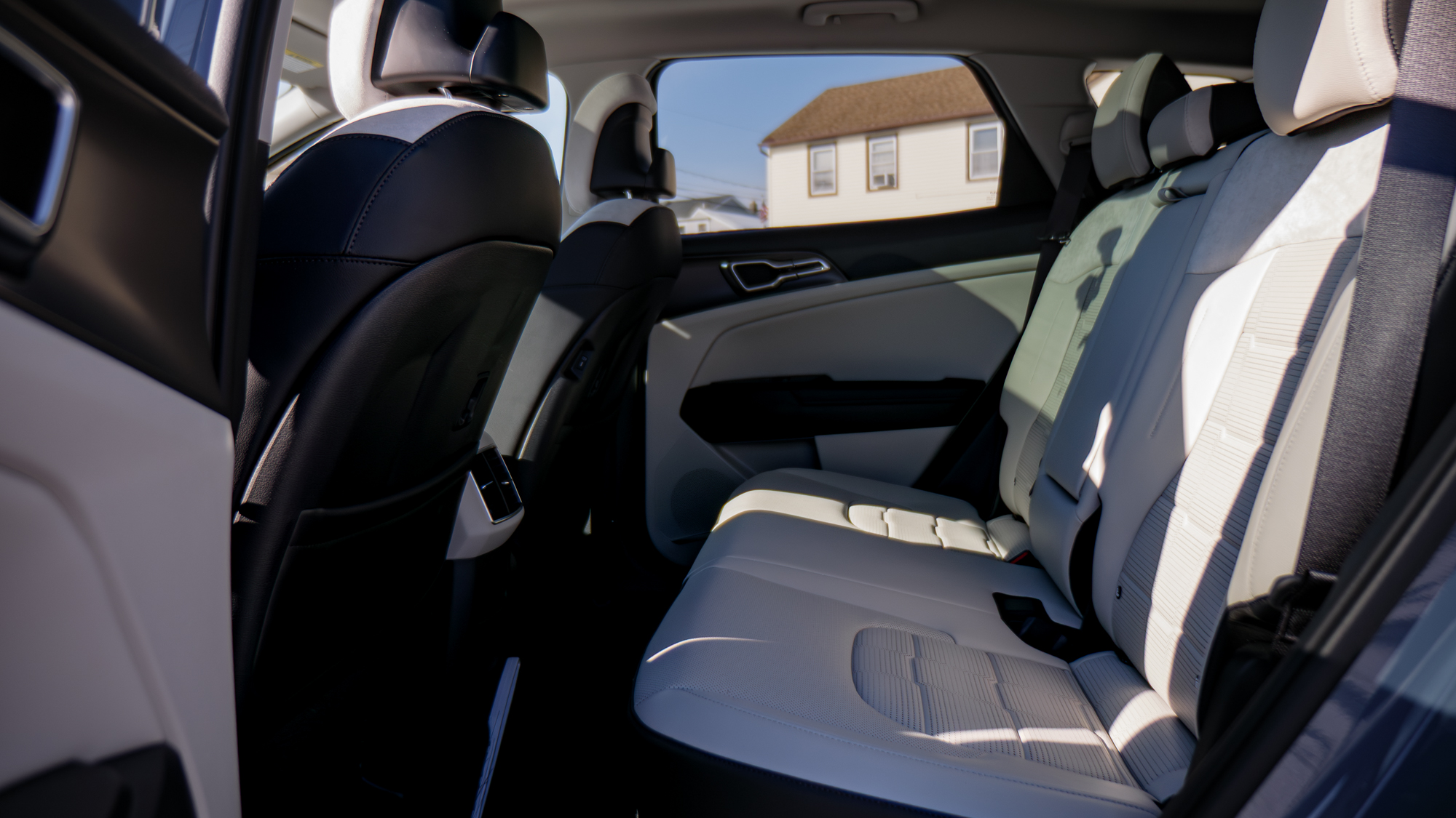 2026 Kia Sportage Hybrid review.