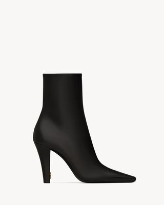 Women's Jill Booties in Smooth Leather in Black