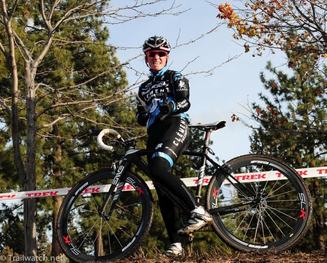Caroline Mani (Raleigh-Clement) out for a pre-ride