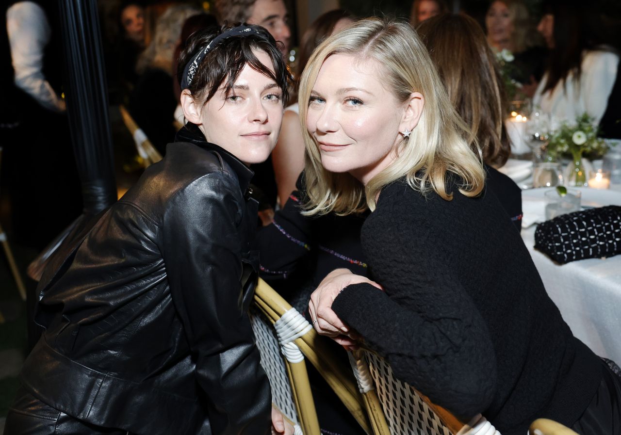 Kristen Stewart and Kirsten Dunst at the CHANEL dinner