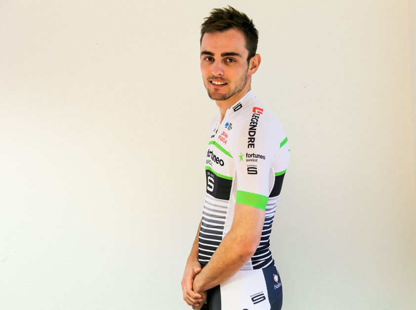 Maxime Daniel models the 2018 Fortuneo-Samsic kit