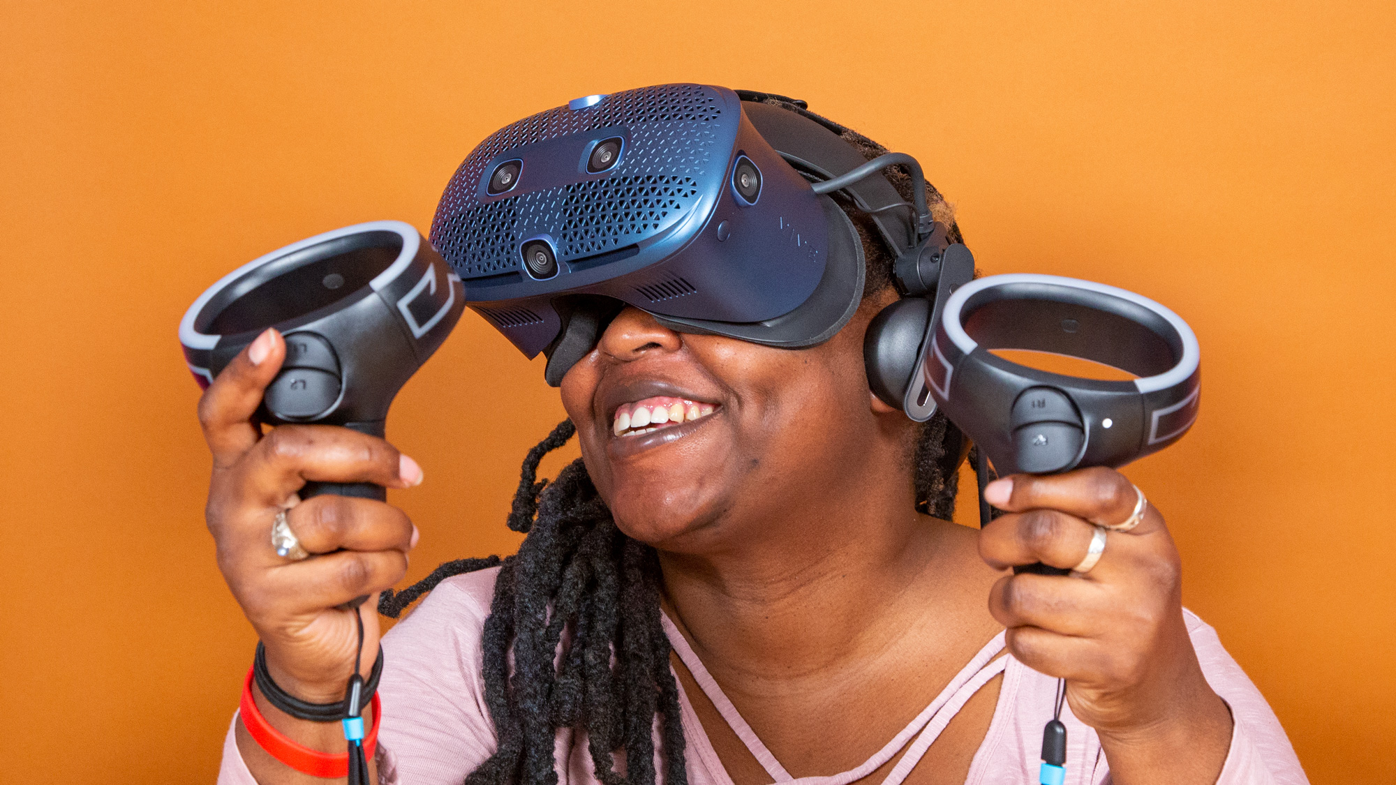 HTC Vive Cosmos review | Laptop Mag
