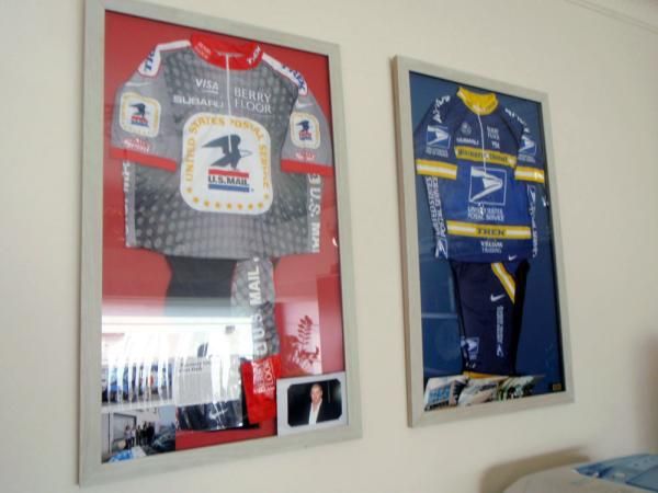 Pointers to RadioShack's predecessors adorn the walls of the team's Service Course