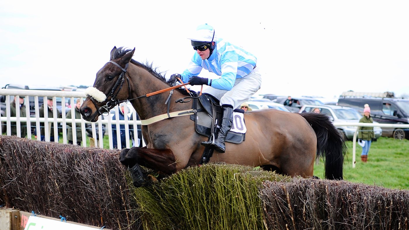 Salt Rock, James King (1st) Maiden 4&amp;amp;5yo, 2m4f