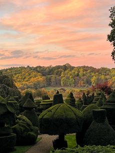 Olivia Harrison captures the sun rising over the Chilterns. Credit: Olivia Harrison