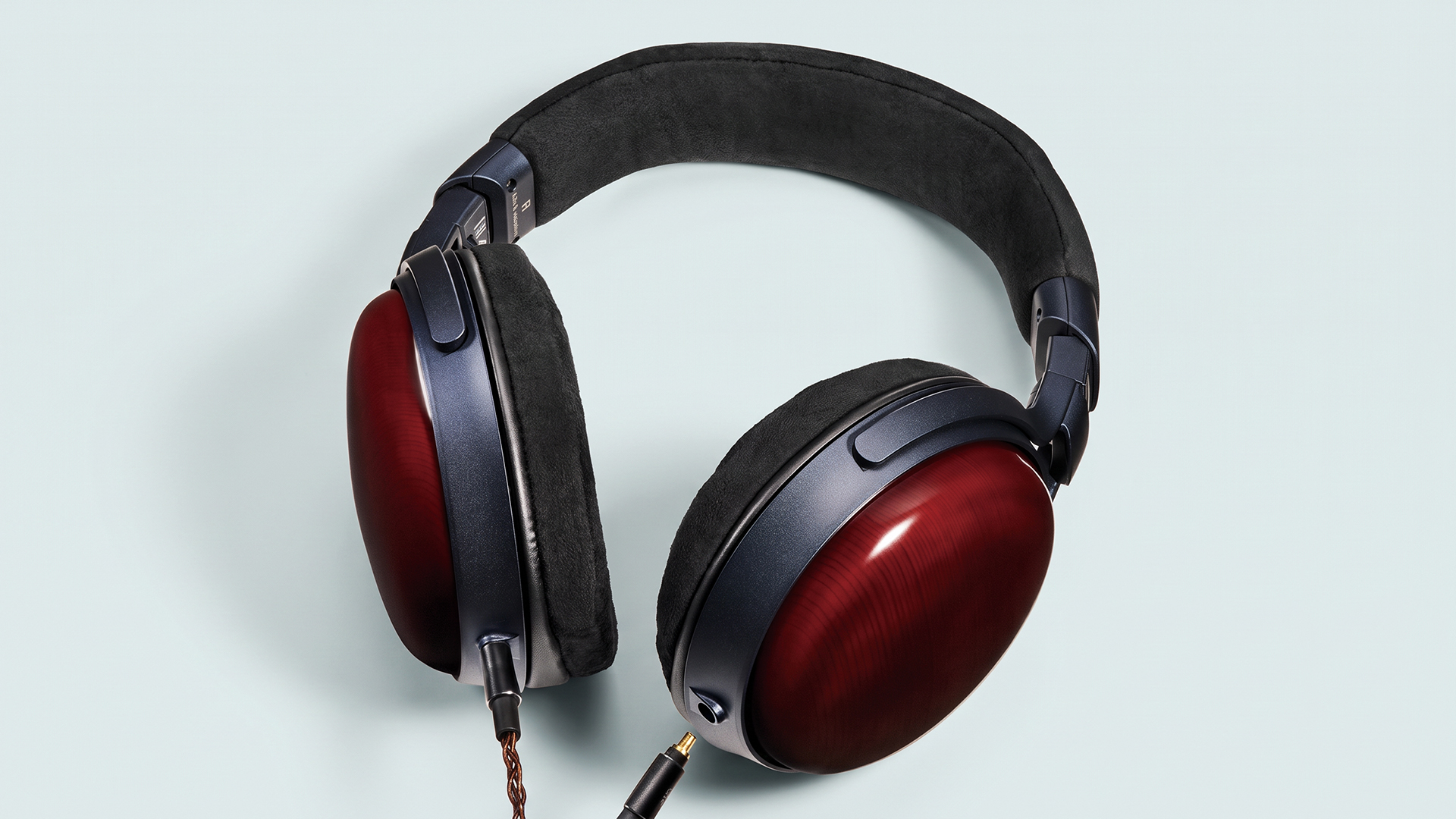 Audio-Technica ATH-AWX7000