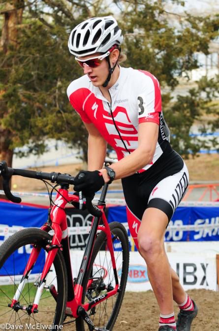 Evan McNeeley (Specialized) leading the U-23 race