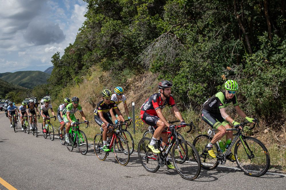 Todays large breakaway group.