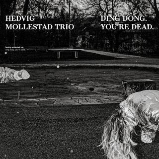 Hedvig Mollesatd Trio