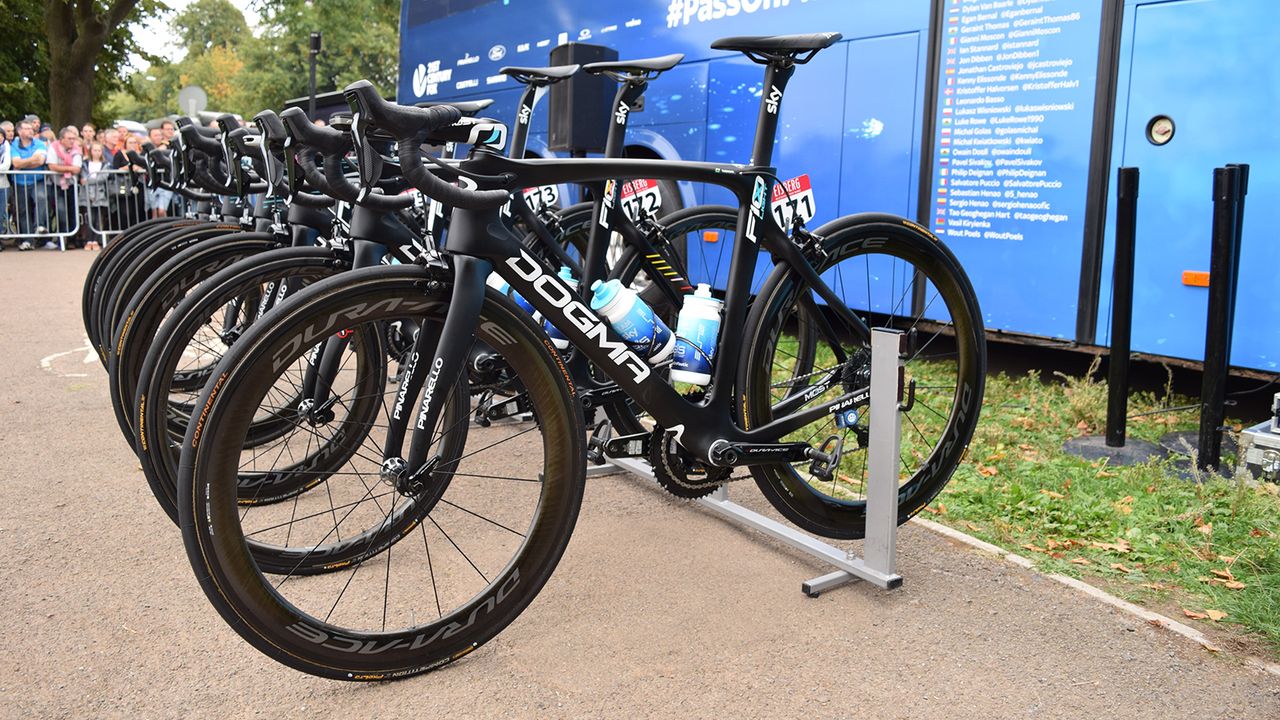 Geraint Thomas' Pinarello Dogma F10 X-Light
