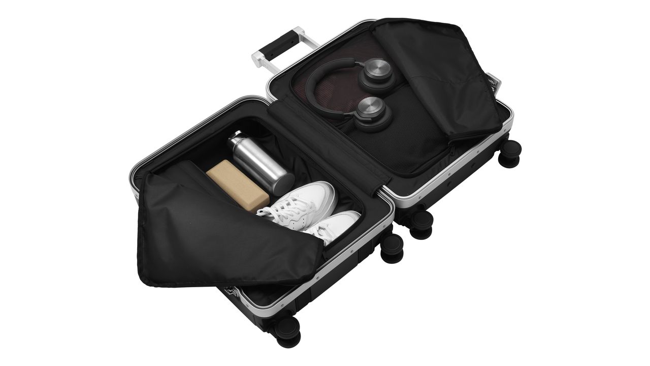 Db launches new Ramverk Pro Luggage collection