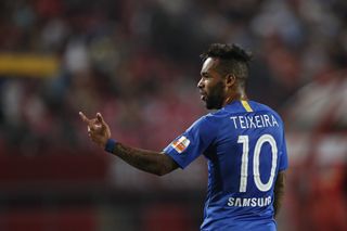 Alex Teixeira in action for Jiangsu Suning against Hebei China Fortune in May 2019.