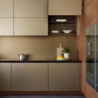 Simon Taylor furniture kitchen