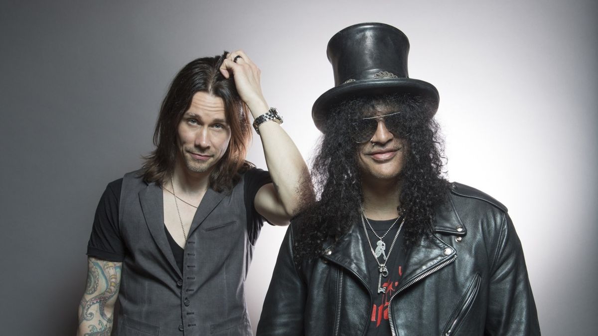 GUNS N' ROSES Guitarist SLASH On The Current State Of Rock Music - Not  Everybody's Really Hip To The Fact That There Is This Massive Movement  Going On, But It's Definitely There 