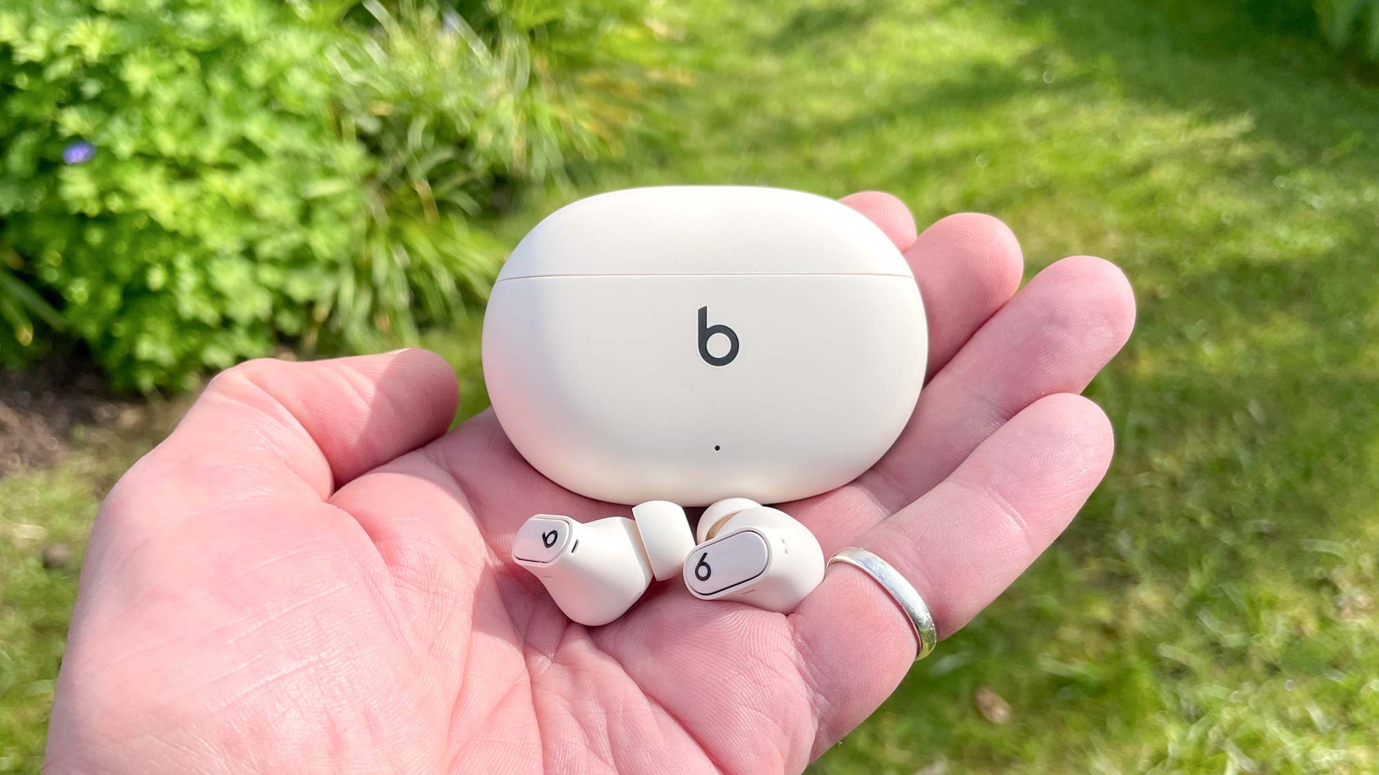 Beats Studio Buds vs Samsung Galaxy Buds Live: What is the difference?