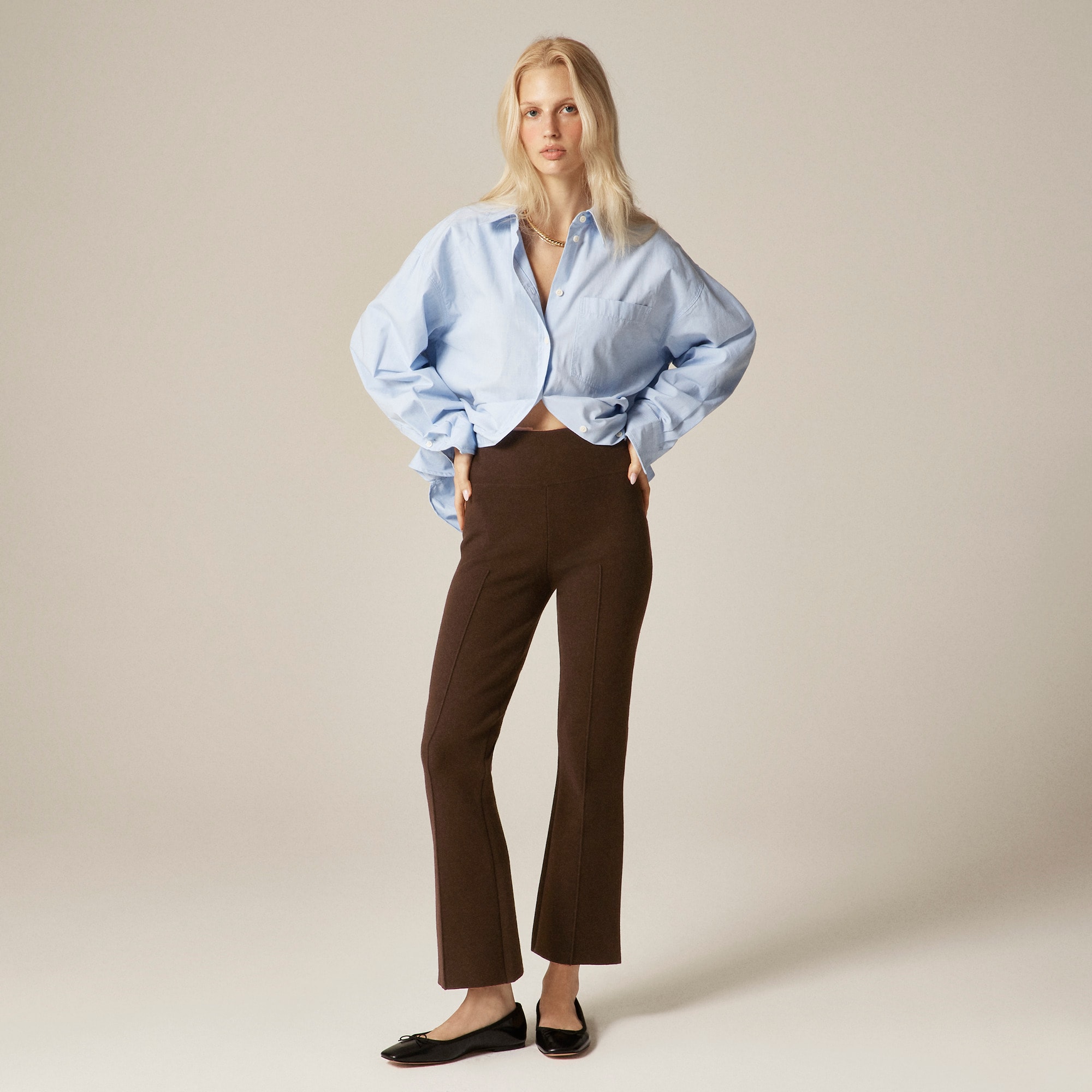 New Delaney Kickout Sweater Pant