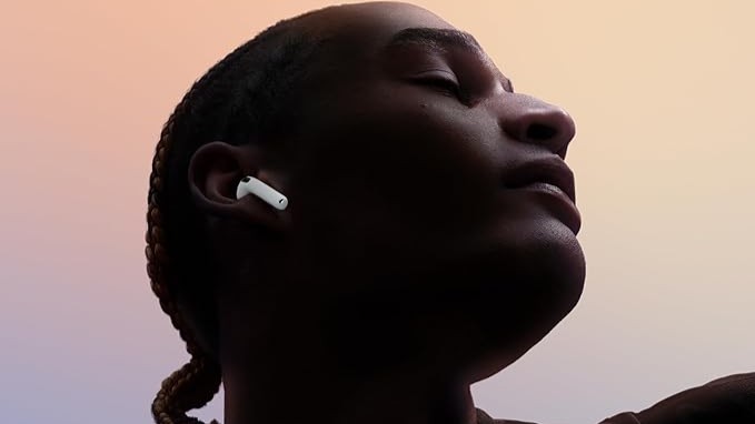 Apple AirPods 4.
