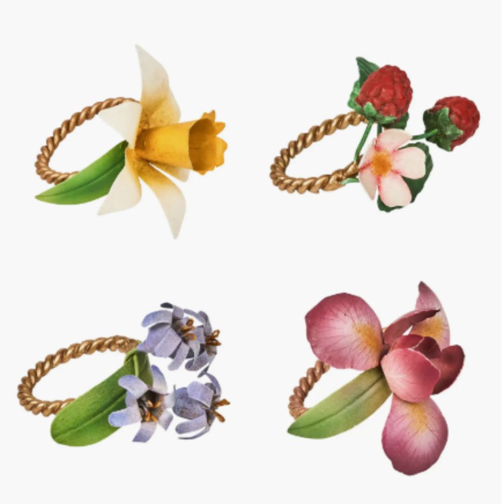 Floral napkin rings