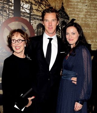 Una Stubbs, Benedict Cumberbatch, Lara Pulver