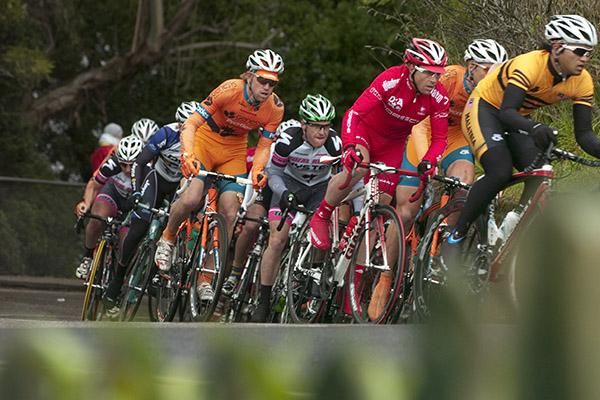 Stage one was held over a 2.1km street circuit of 20 laps for a total distance of 42 kilometres.