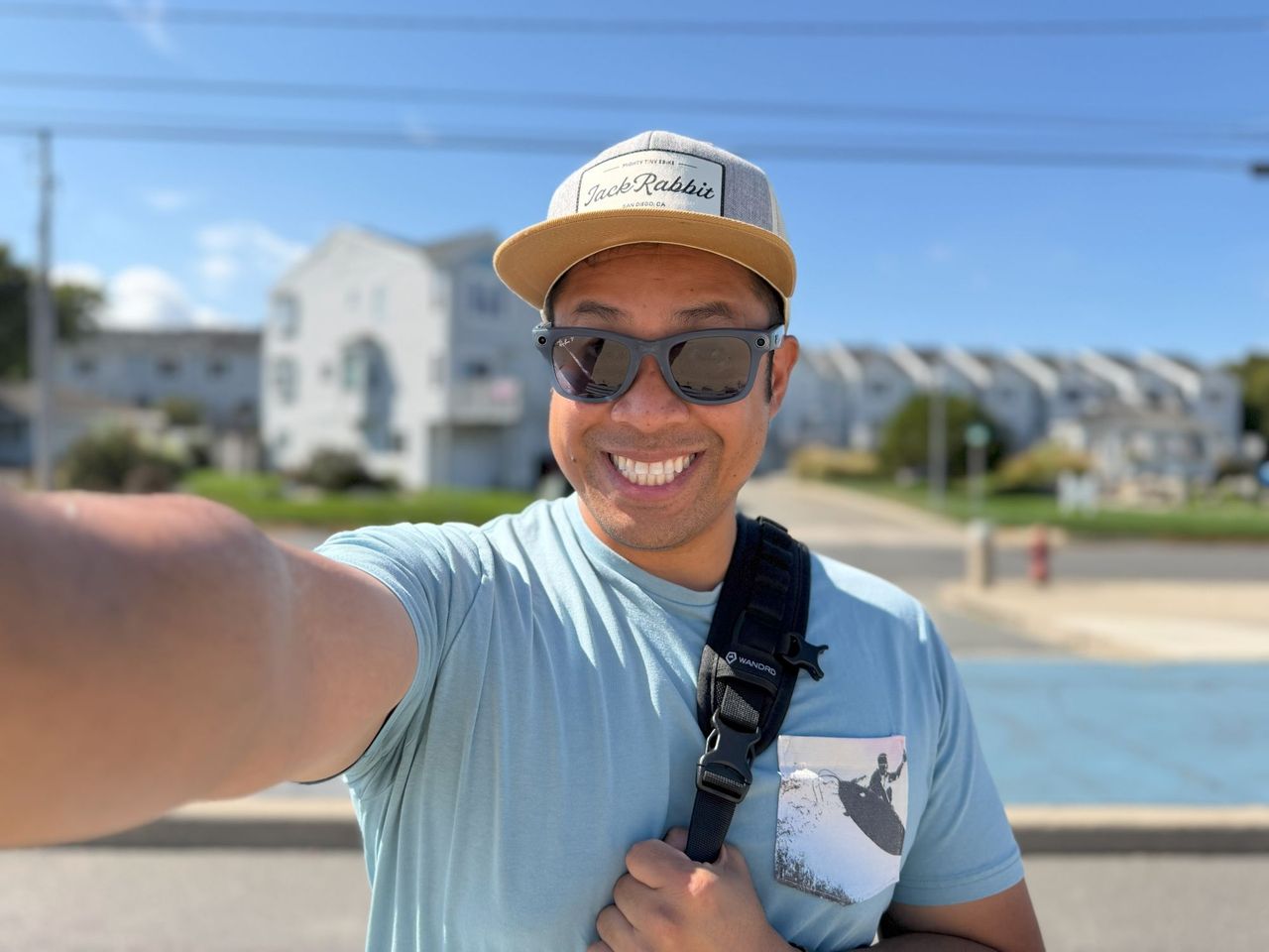 Apple iPhone 17 Pro Max portrait sample.