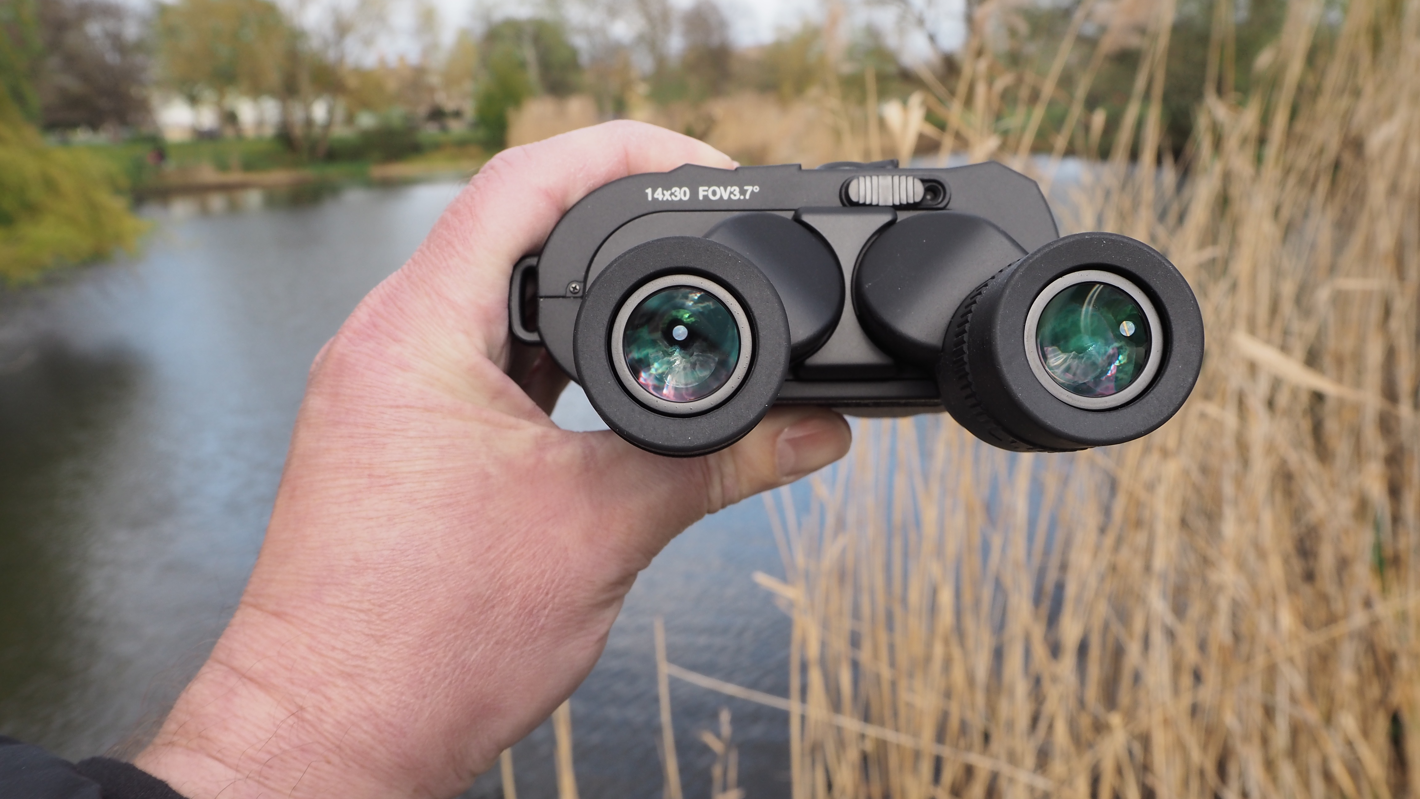 Kenko Vc Smart 14x30 Light binoculars handheld