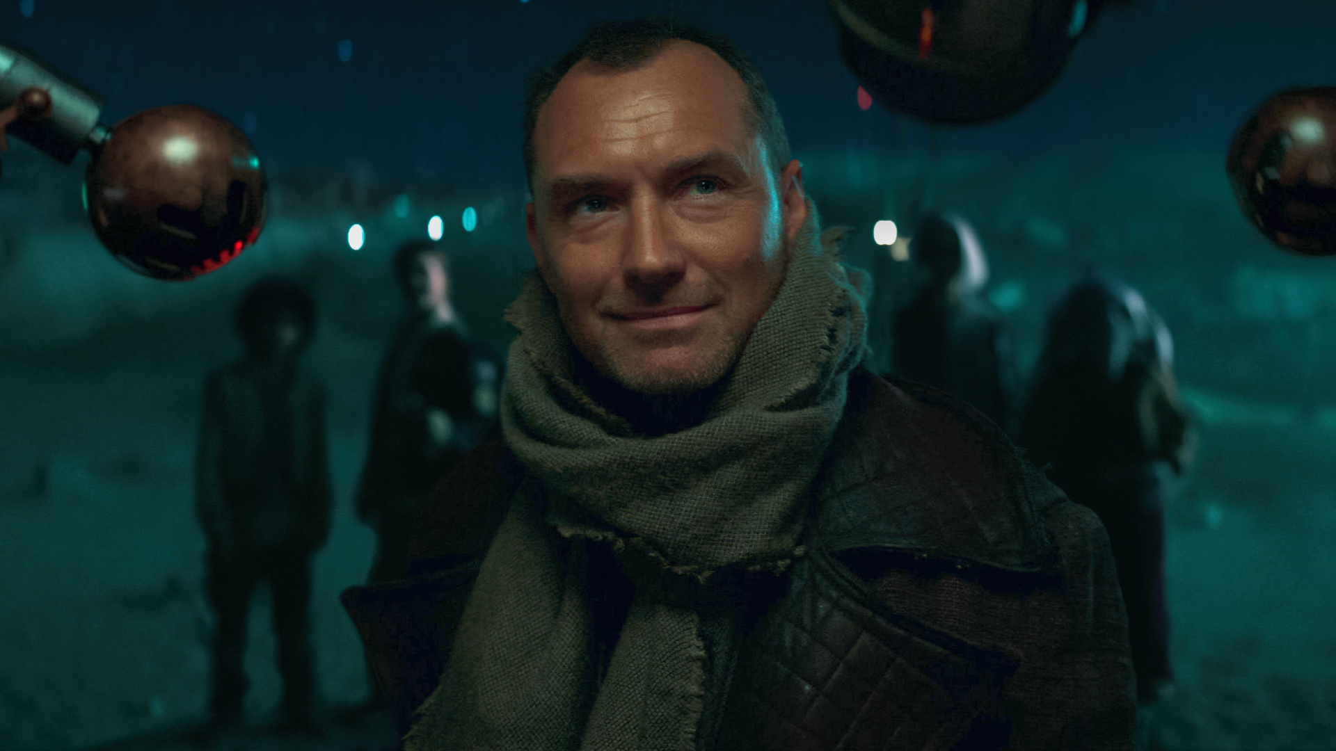 Jude Law in Skeleton Crew