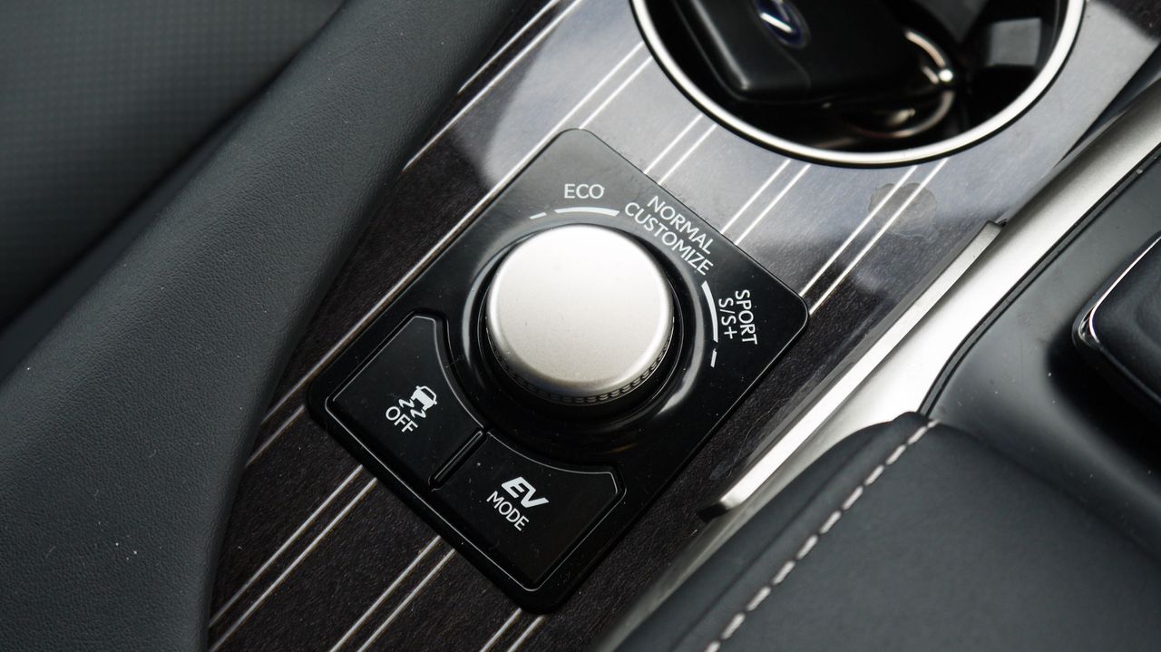 Lexus RX L