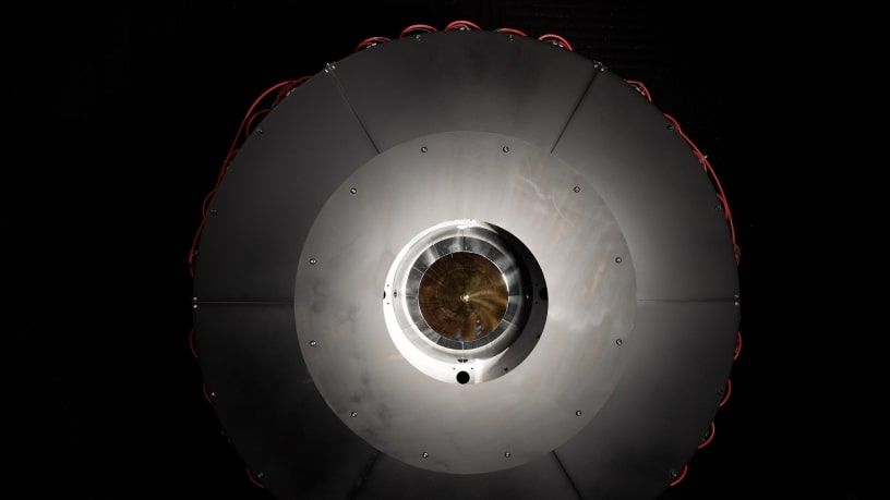 DARPA smashes wireless power record, beaming energy more than 5 miles away — and uses it to make popcorn