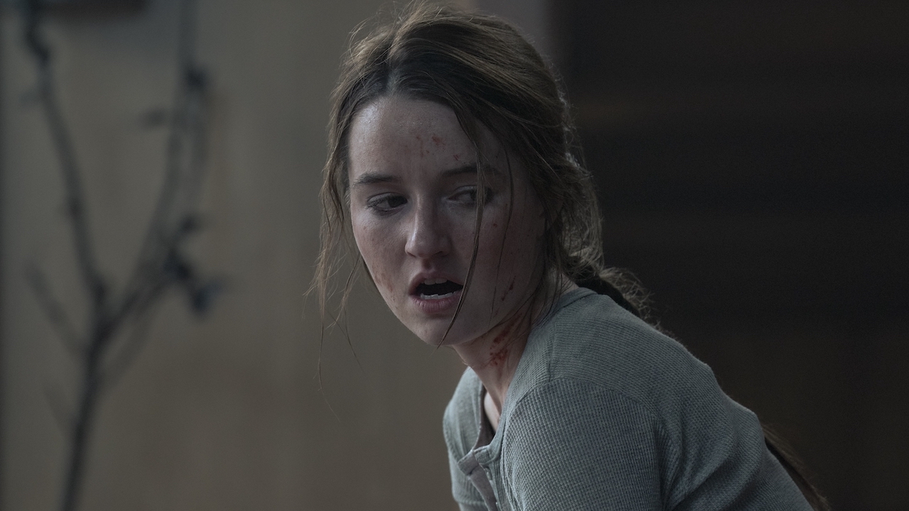 Abby in the middle of beating Joel to death in The Last of Us Season 2