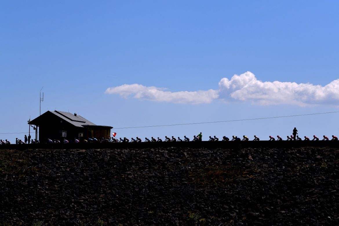 The peloton on stage 4 of the Tour de Pologne