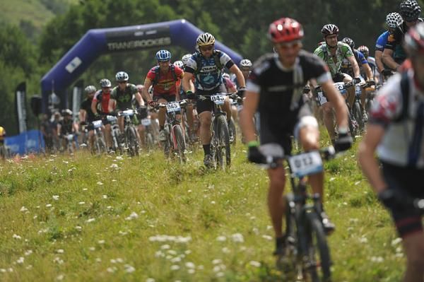 Racers roll out for the start of stage 4