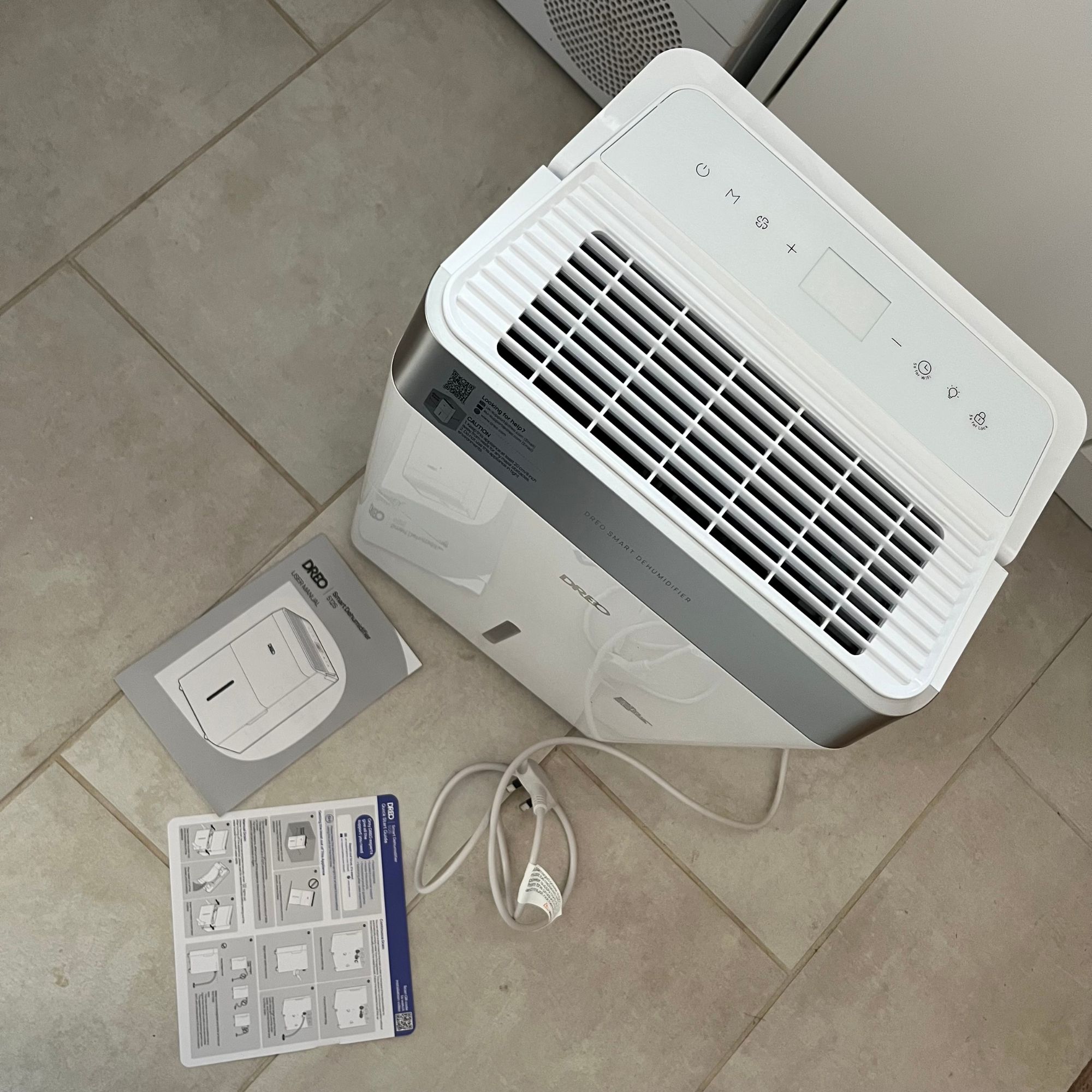 DREO dehumidifier unboxed