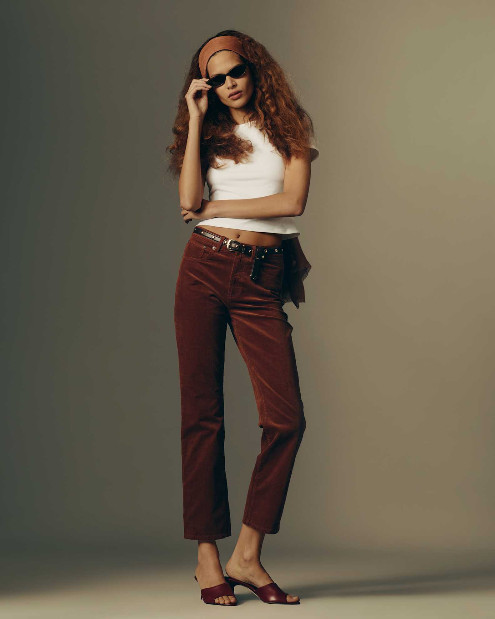 Quince, Organic Stretch Corduroy Straight Leg Pants in Dark Tobacco Brown