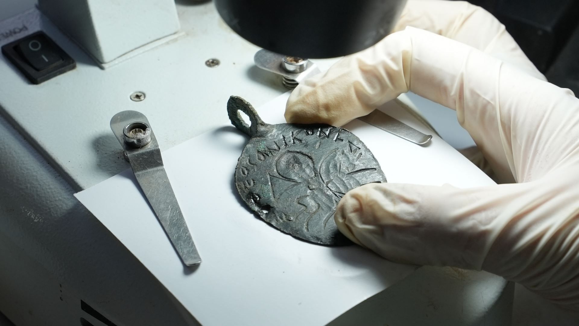 1,600-year-old amulet depicting King Solomon spearing the devil found ...