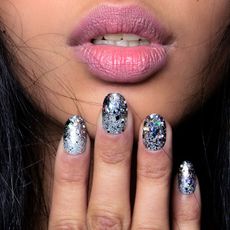 glitter nails